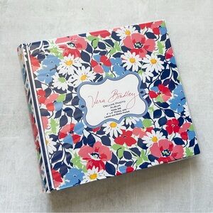Vera Bradley Deluxe Photo Album in Summer Cottage Print